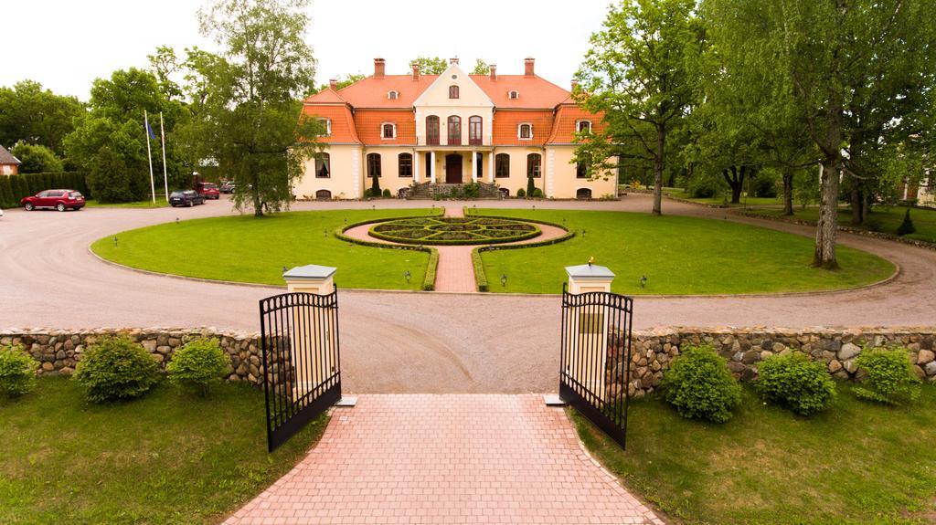 Liepupe Manor Hotel Exterior photo